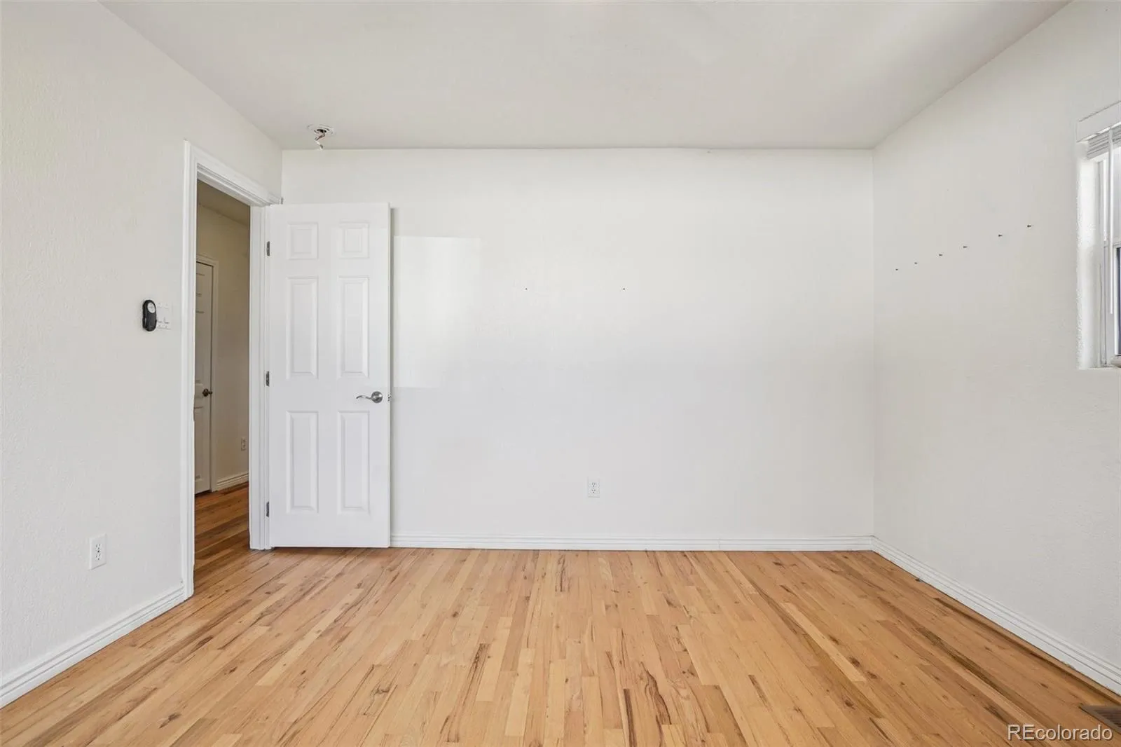 04092026173719 1600 24