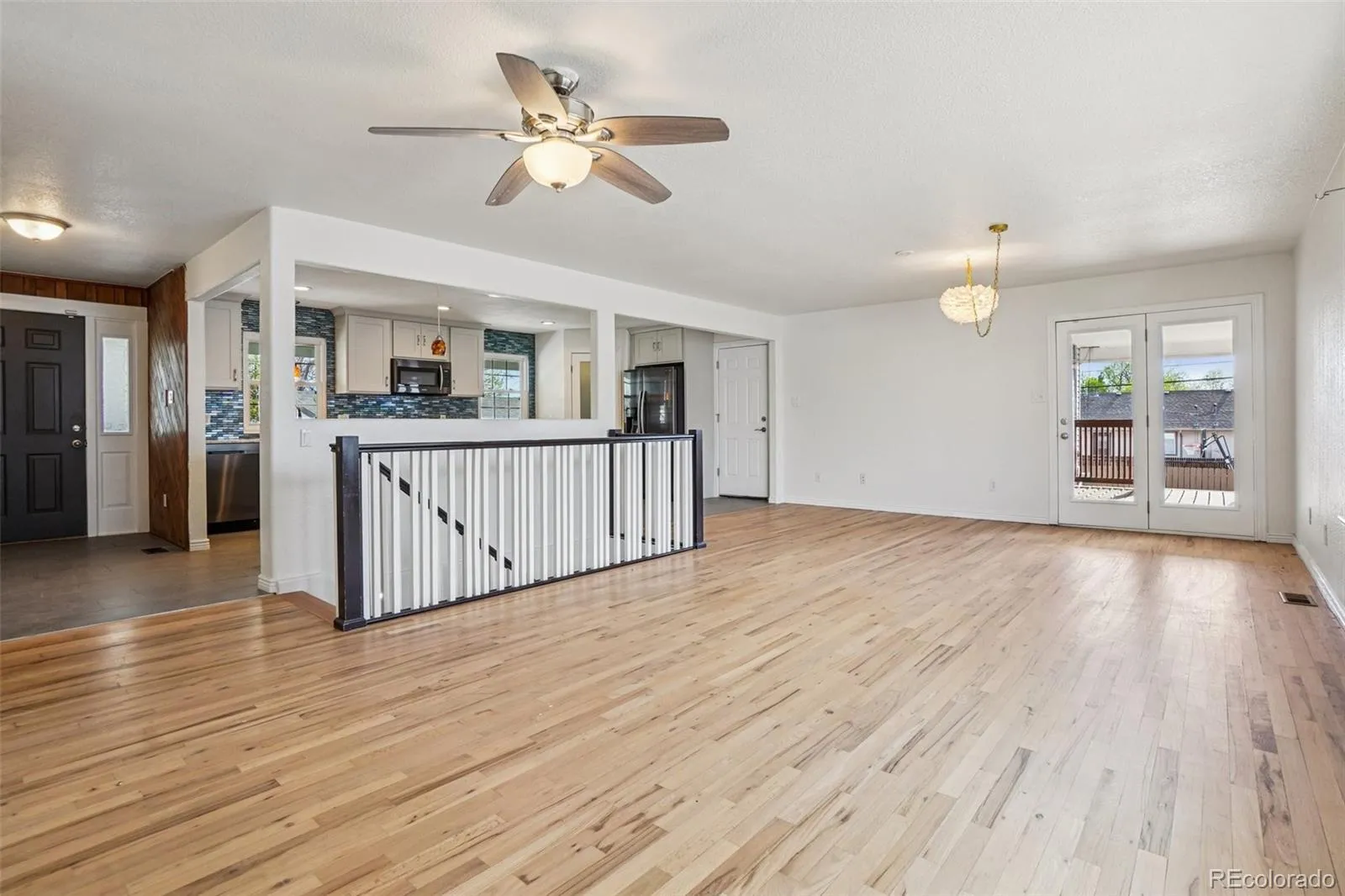 04092026173719 1600 7