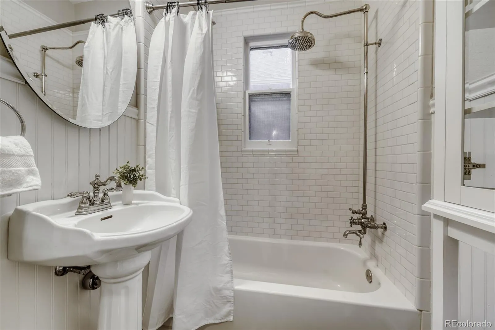 04022026180616 1600 12