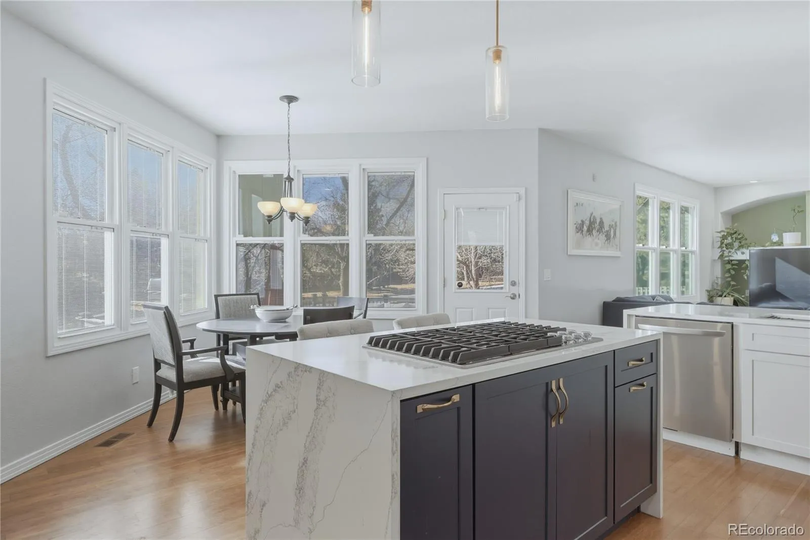 04182026030713 1600 20