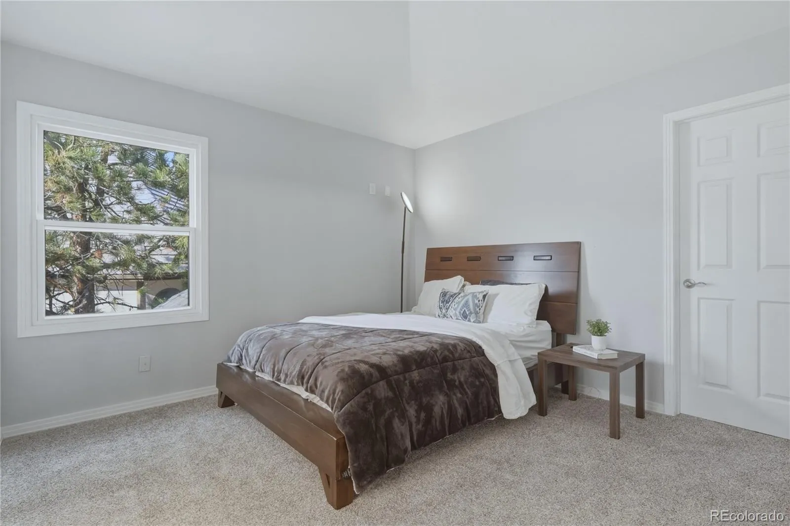 04182026030713 1600 33