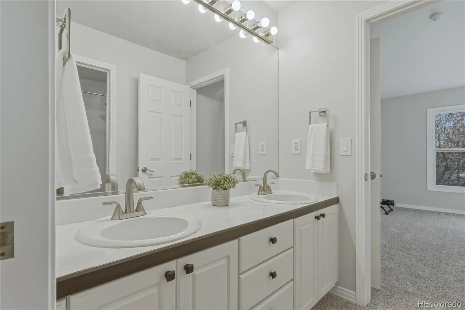 04182026030713 1600 34