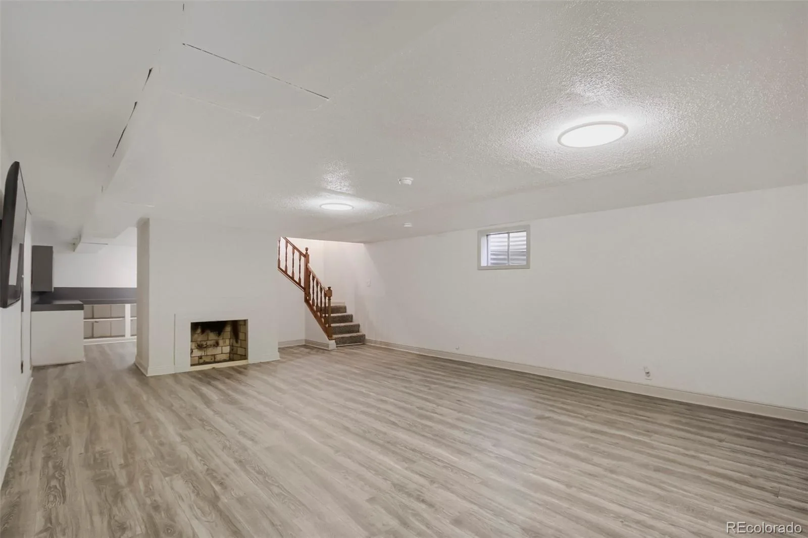 6421 Independence Street Arvada CO 80004 | MLS #REC6855387 08212026152729 1600 11