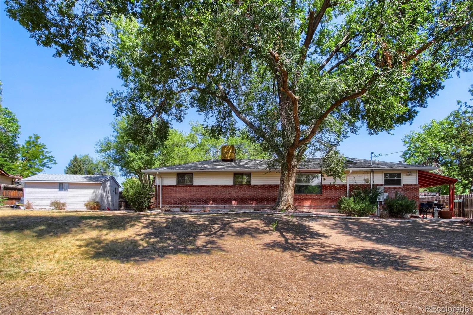 6421 Independence Street Arvada CO 80004 | MLS #REC6855387 08212026152729 1600 25