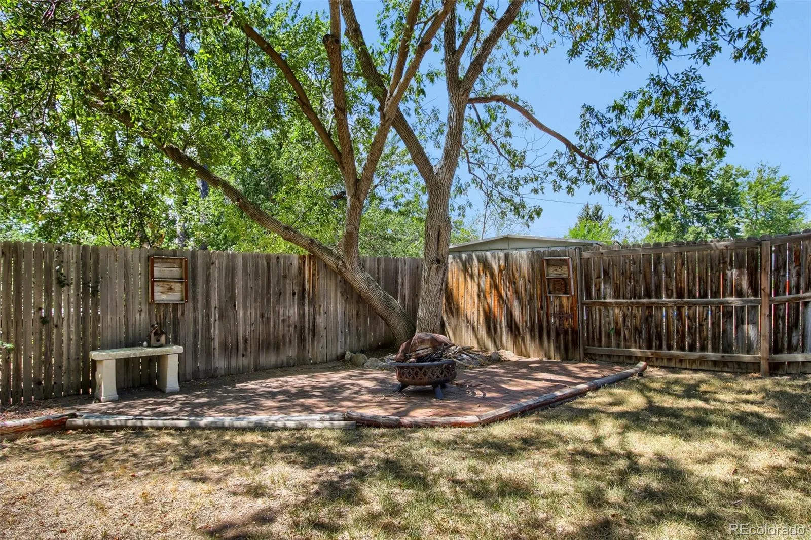 6421 Independence Street Arvada CO 80004 | MLS #REC6855387 08212026152729 1600 27