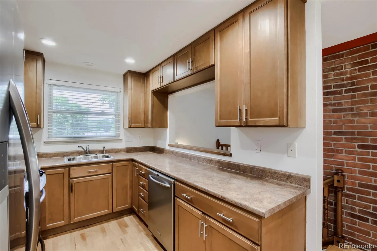 6421 Independence Street Arvada CO 80004 | MLS #REC6855387 08212026152729 1600 7