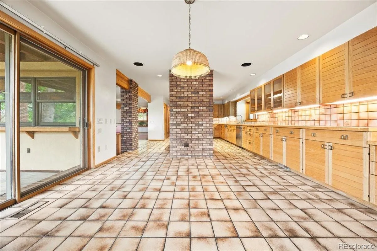 1625 E Layton Drive Englewood CO 80113 | MLS #REC6857717 06102026211940 1200 17