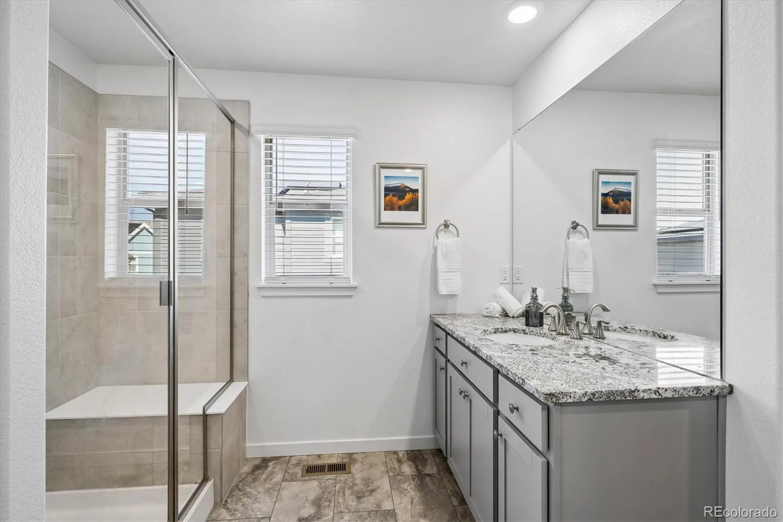 8377 Rush Creek Avenue Littleton CO 80125 | MLS #REC6857822 08072026192838 1600 27