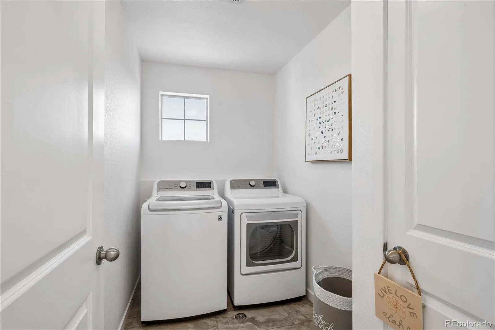 8377 Rush Creek Avenue Littleton CO 80125 | MLS #REC6857822 08072026192838 1600 35