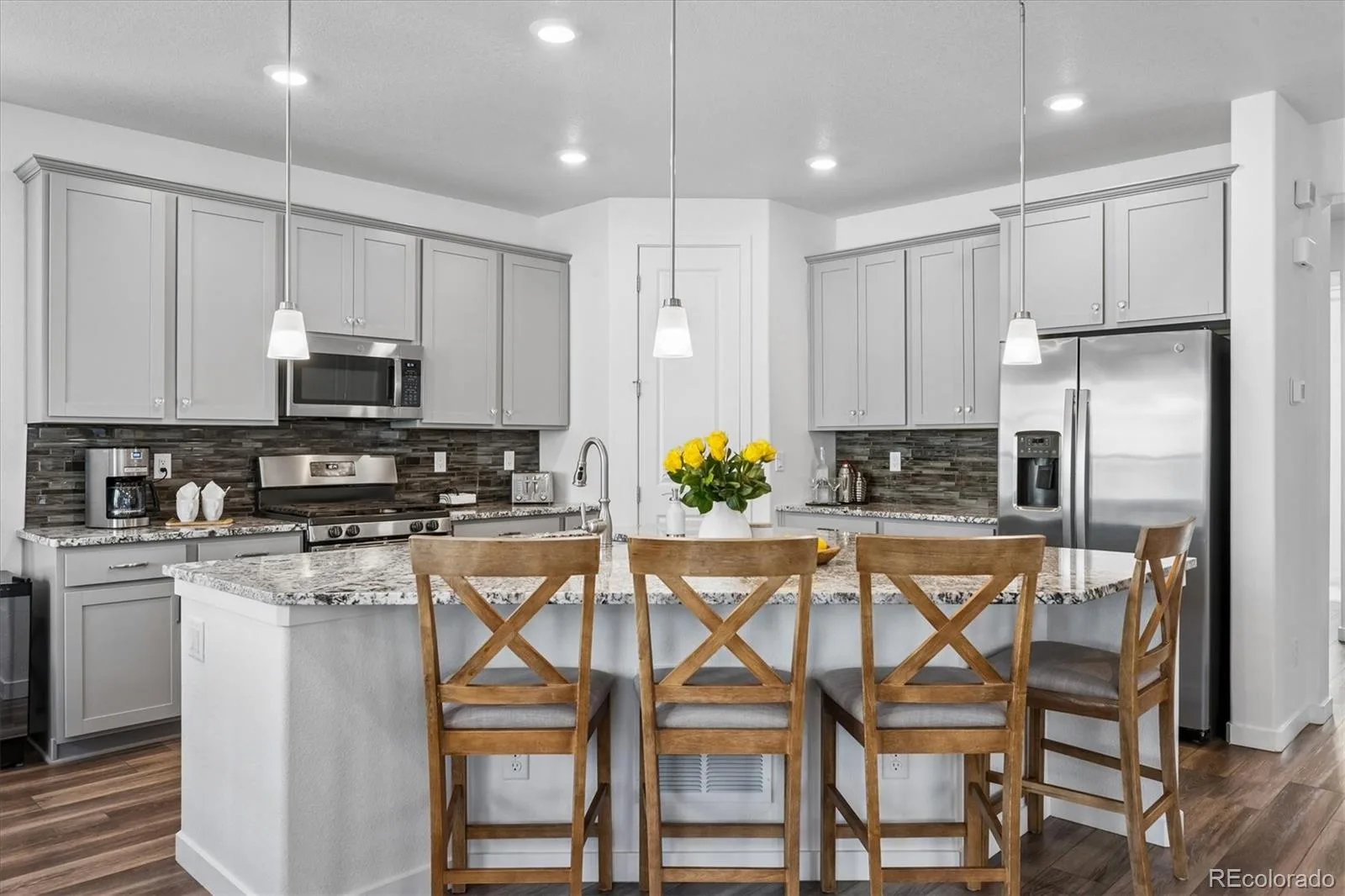 8377 Rush Creek Avenue Littleton CO 80125 | MLS #REC6857822 08072026192838 1600 6