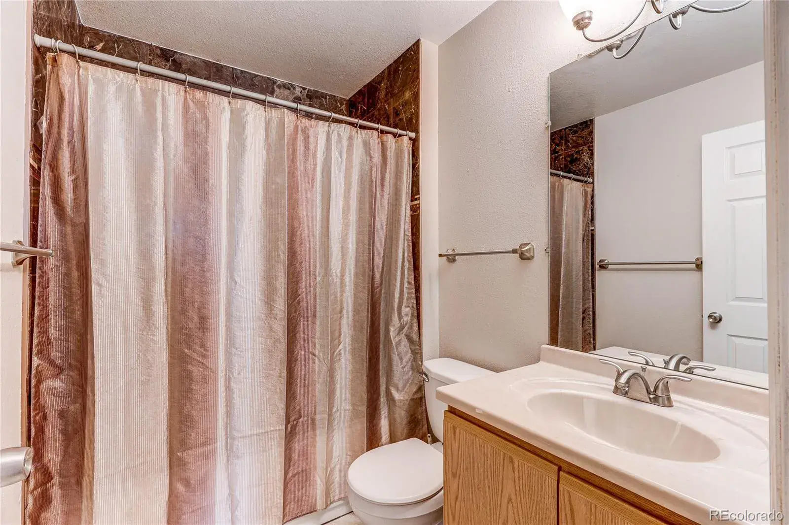 11142025221938 1600 13