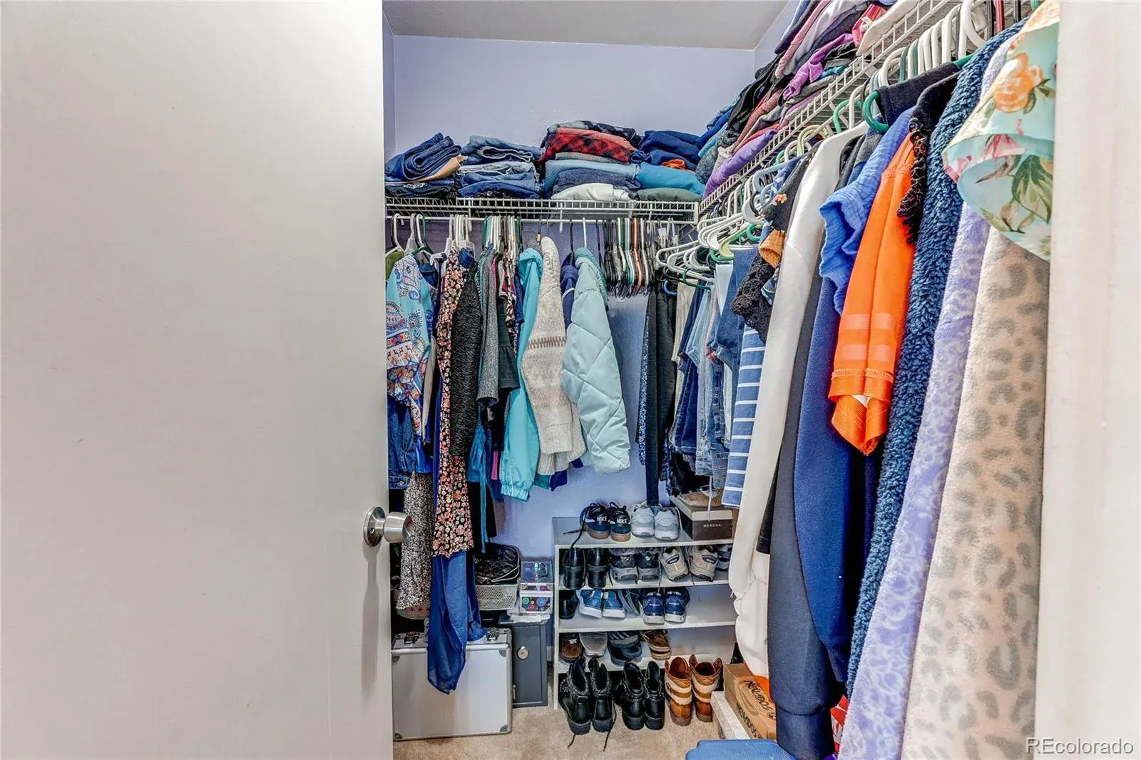 11142025221938 1600 18