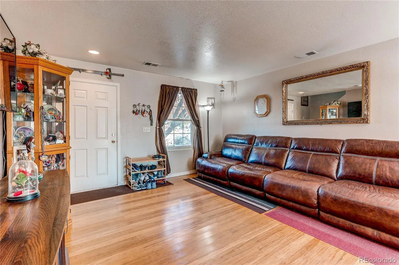 11142025221938 1600 3