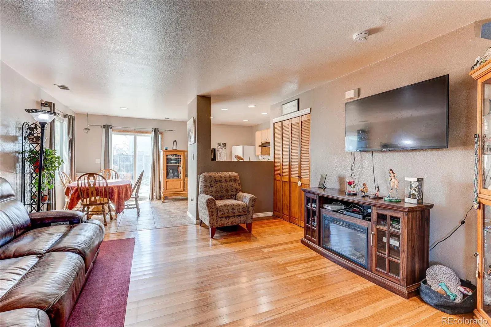 11142025221938 1600 5