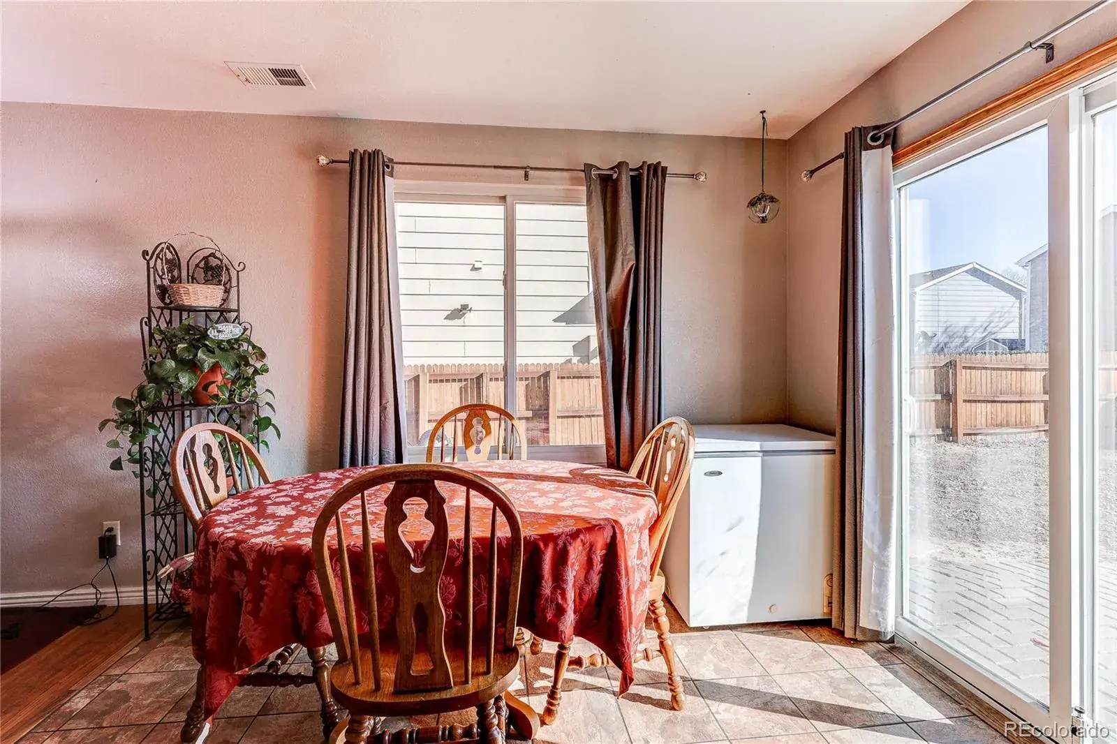 11142025221938 1600 9