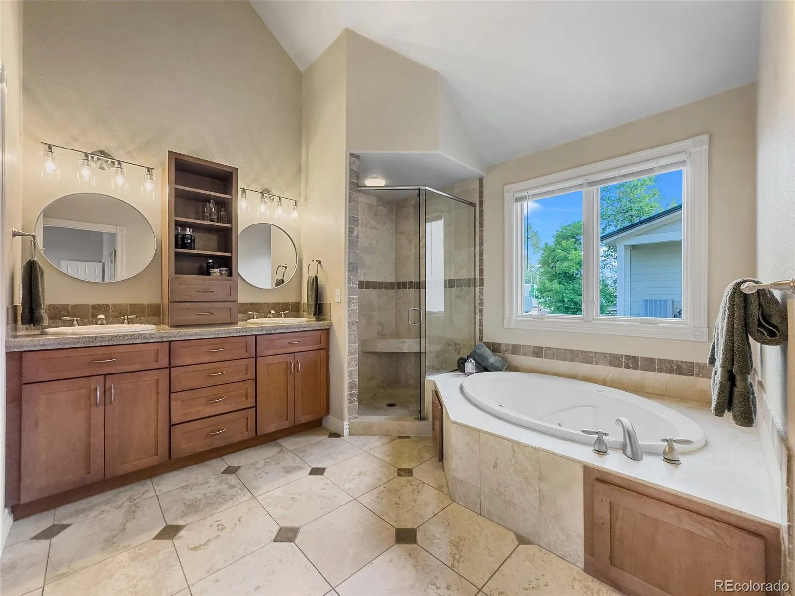 2050 N Gaylord Street Denver CO 80205 MLS #REC6858254 06102026170309 1600 36
