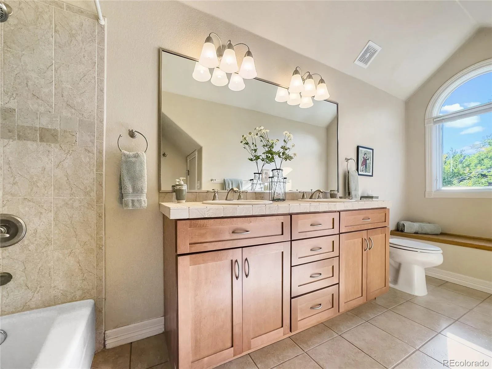 2050 N Gaylord Street Denver CO 80205 MLS #REC6858254 06102026170309 1600 38