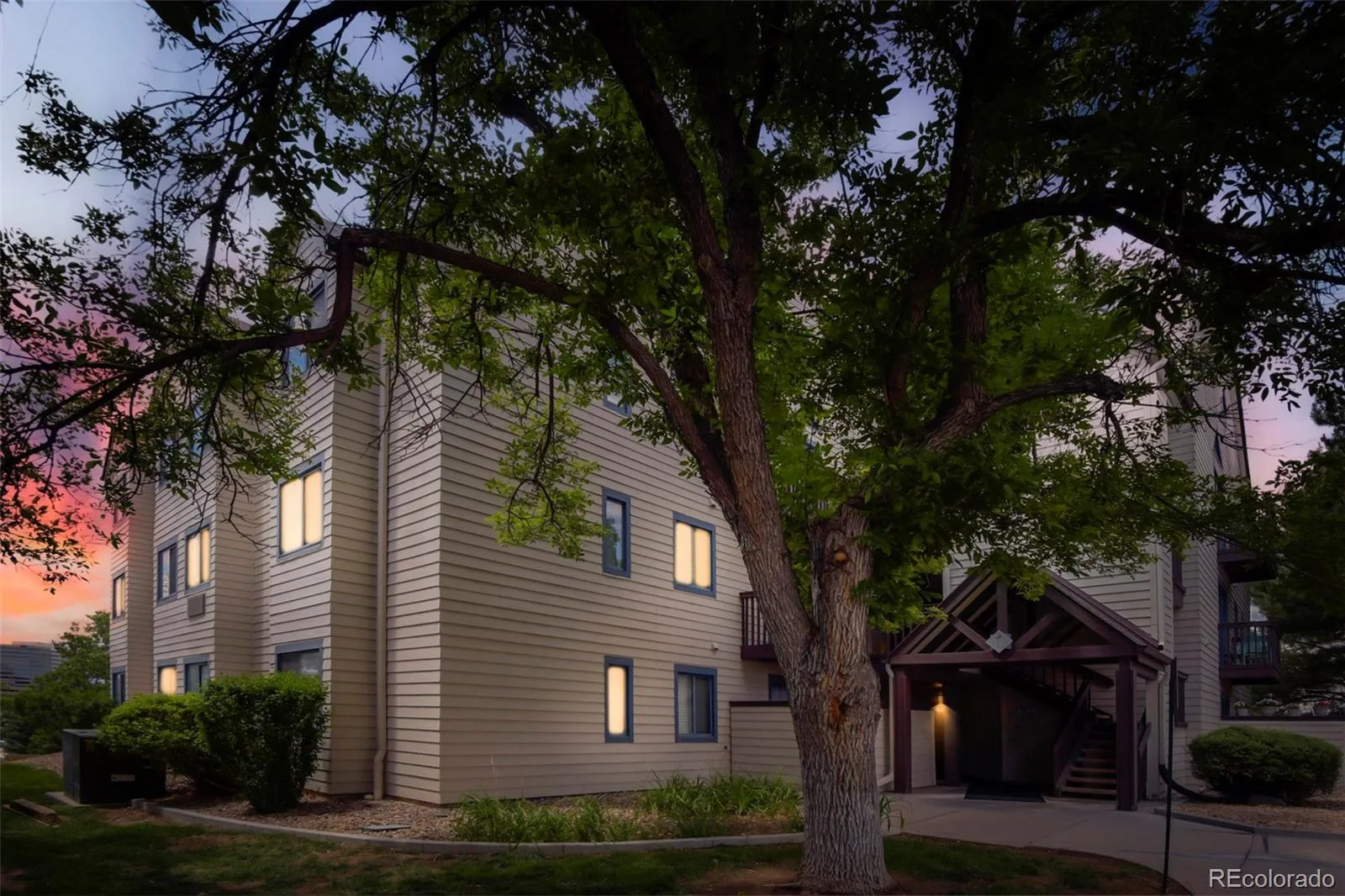 6380 S Boston Street #117 Greenwood Village CO 80111 | MLS #REC6860538 08282026185539 1600 26