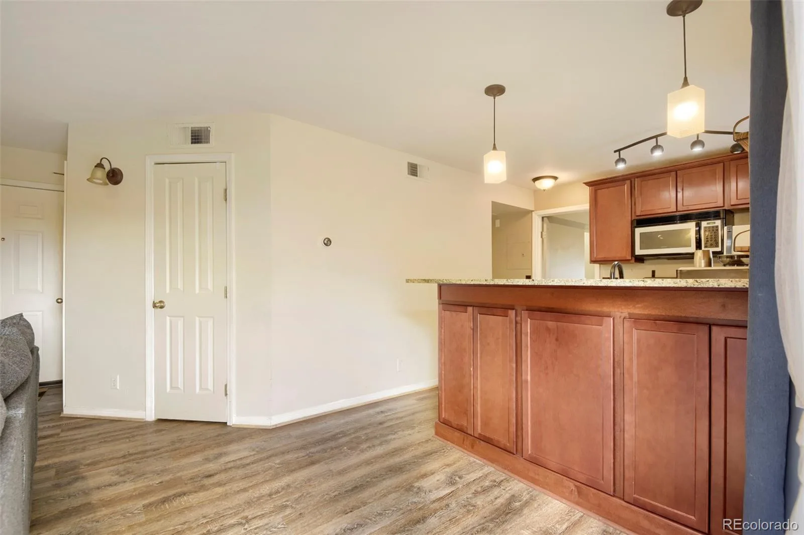 6380 S Boston Street #117 Greenwood Village CO 80111 | MLS #REC6860538 08282026185539 1600 4