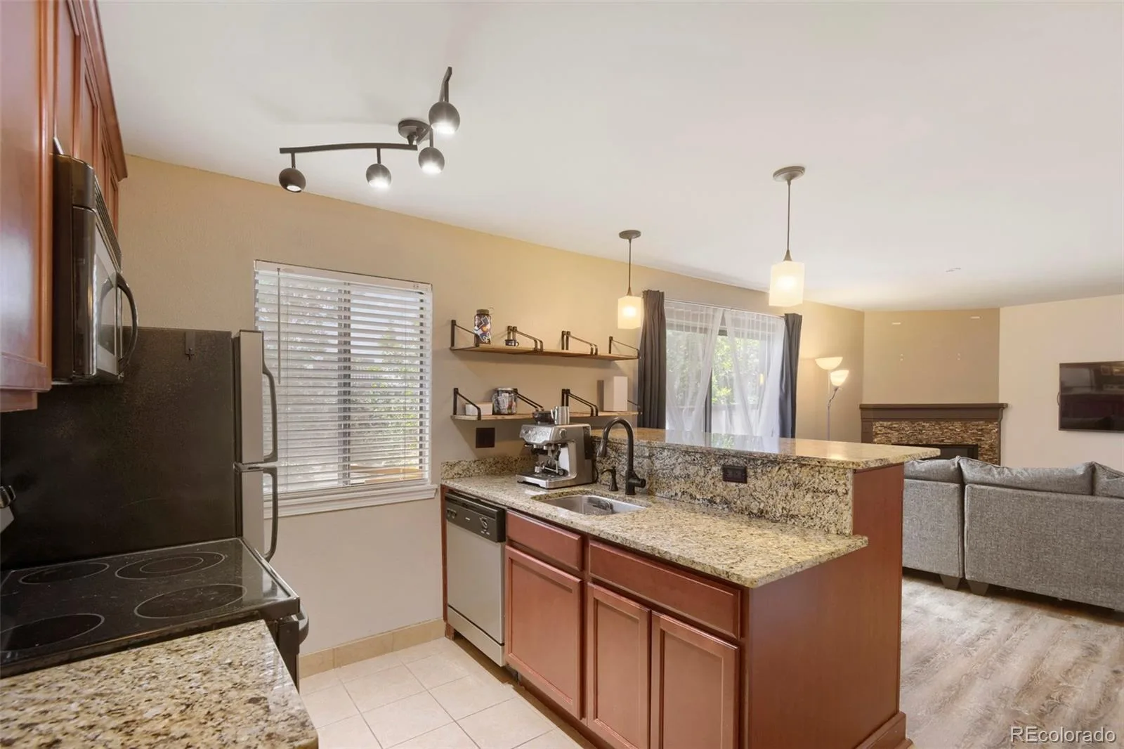 6380 S Boston Street #117 Greenwood Village CO 80111 | MLS #REC6860538 08282026185539 1600 7