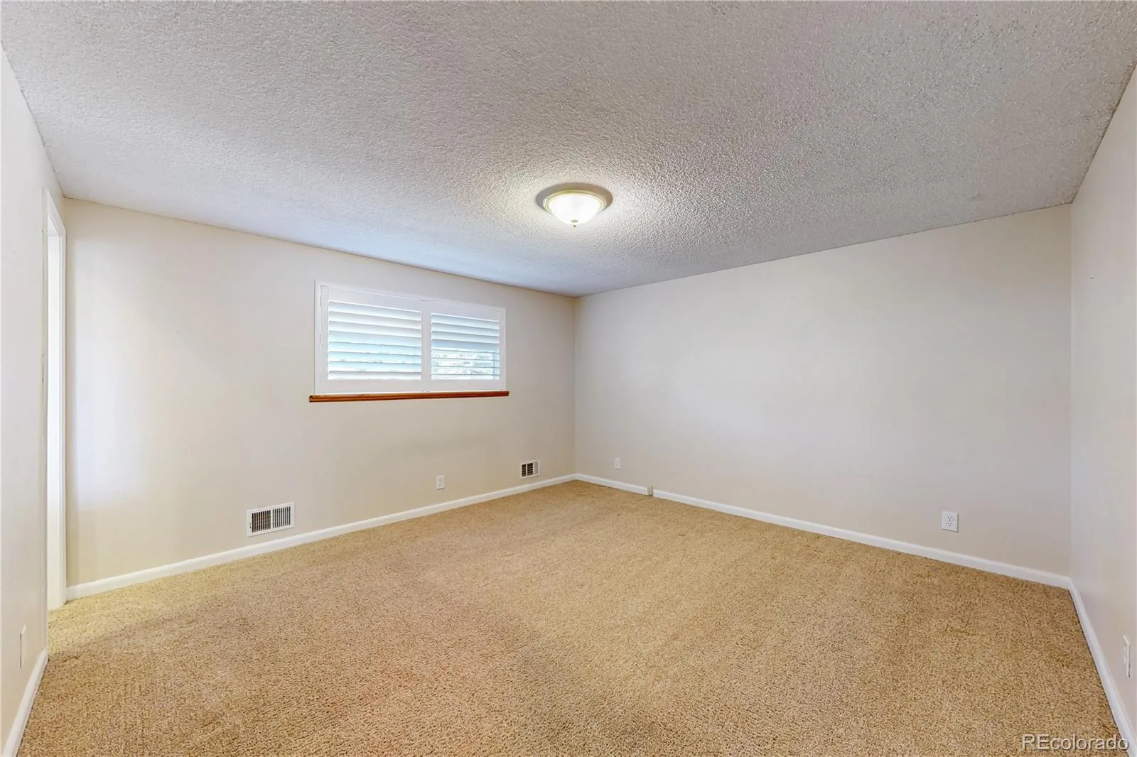 10587 Ura Lane Denver CO 80234 | MLS #REC6861203 08012026024403 1600 18