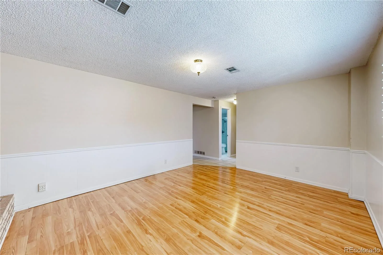 10587 Ura Lane Denver CO 80234 | MLS #REC6861203 08012026024403 1600 25