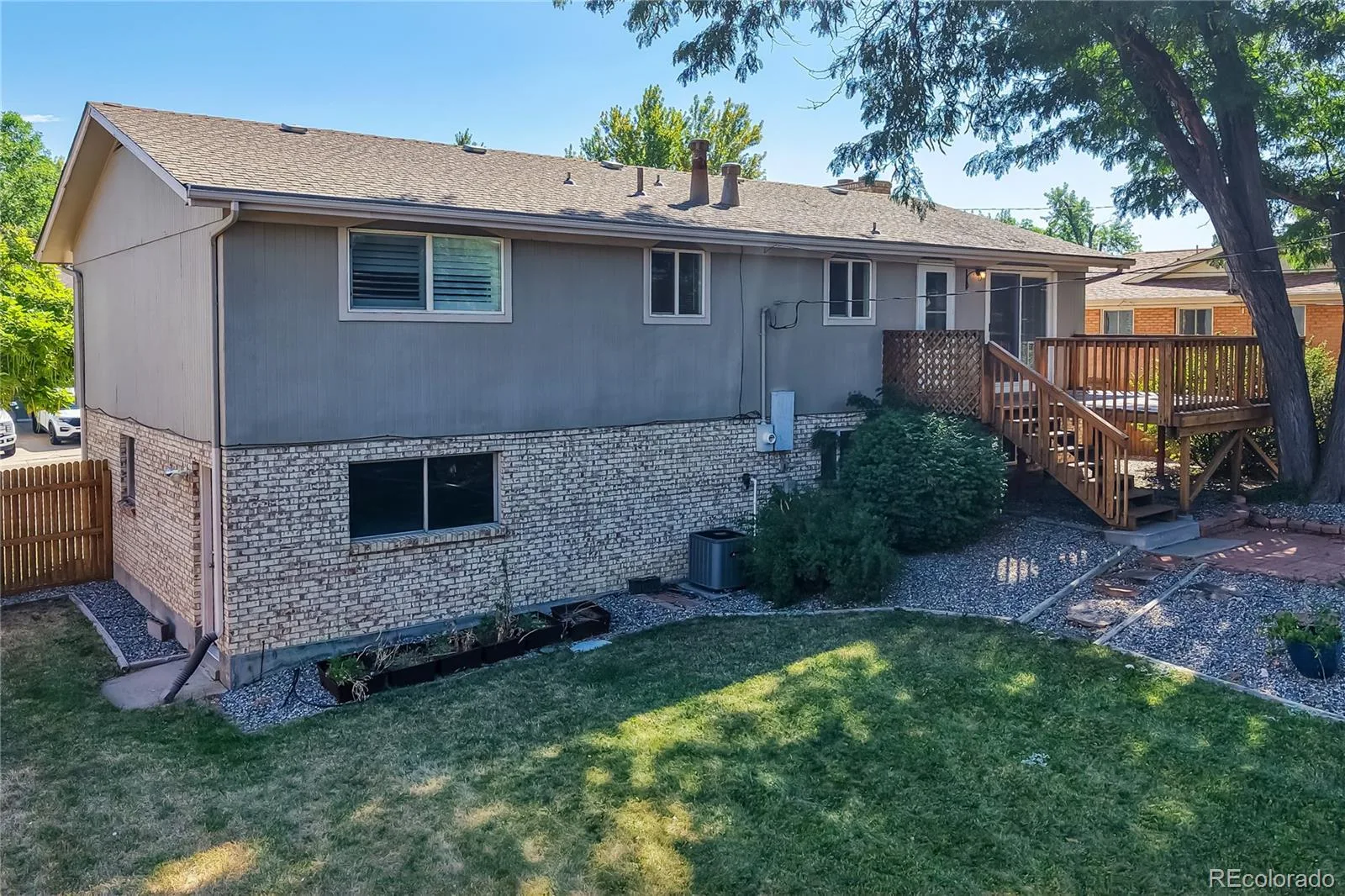 10587 Ura Lane Denver CO 80234 | MLS #REC6861203 08012026024403 1600 31