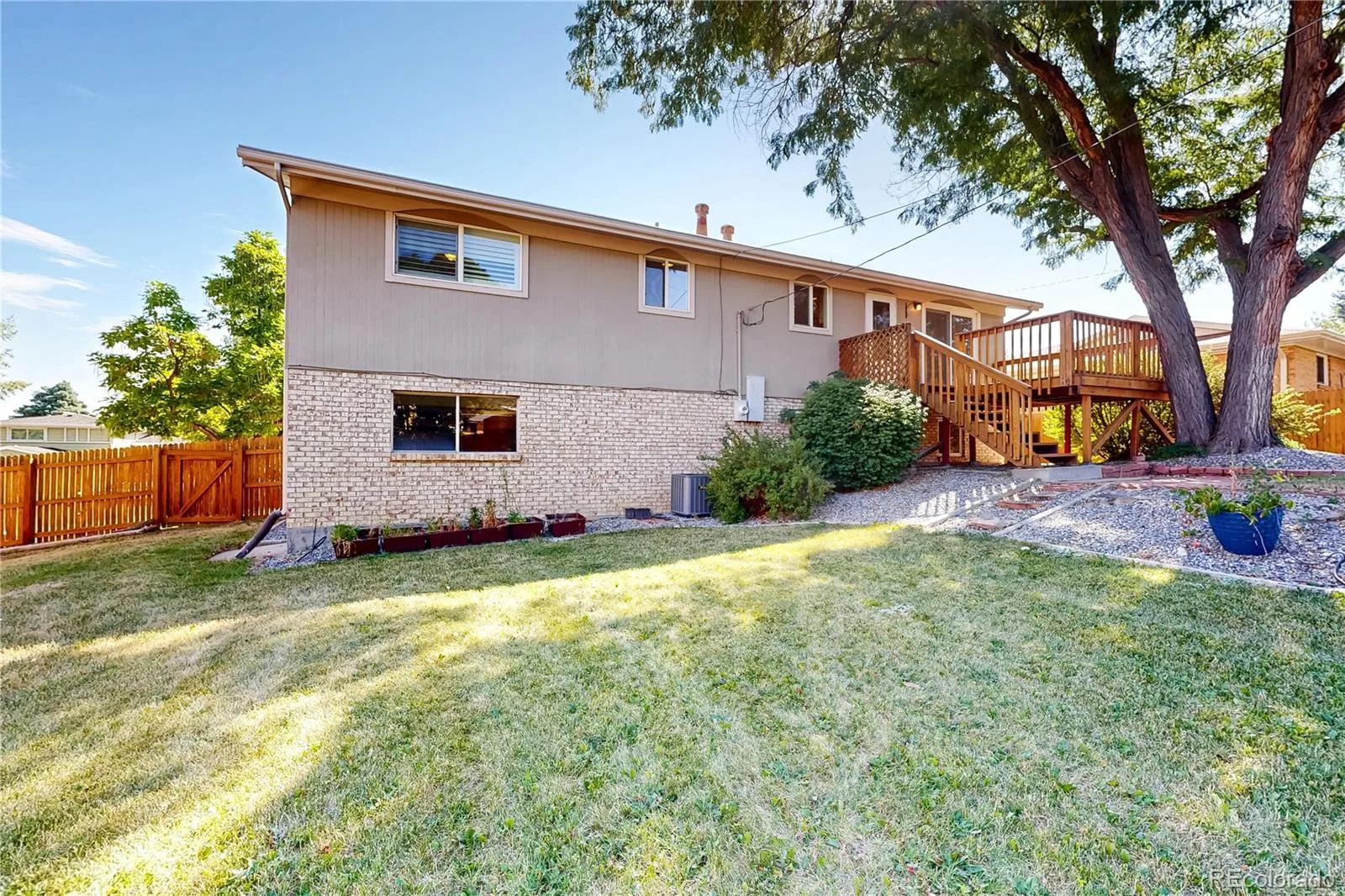 10587 Ura Lane Denver CO 80234 | MLS #REC6861203 08012026024403 1600 32