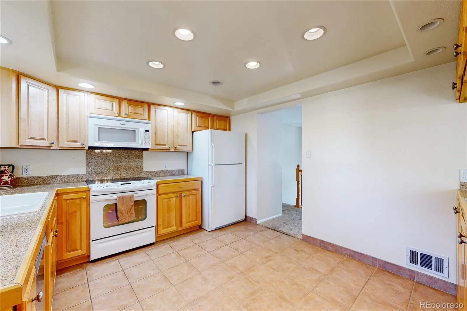 10587 Ura Lane Denver CO 80234 | MLS #REC6861203 08012026024403 1600 8