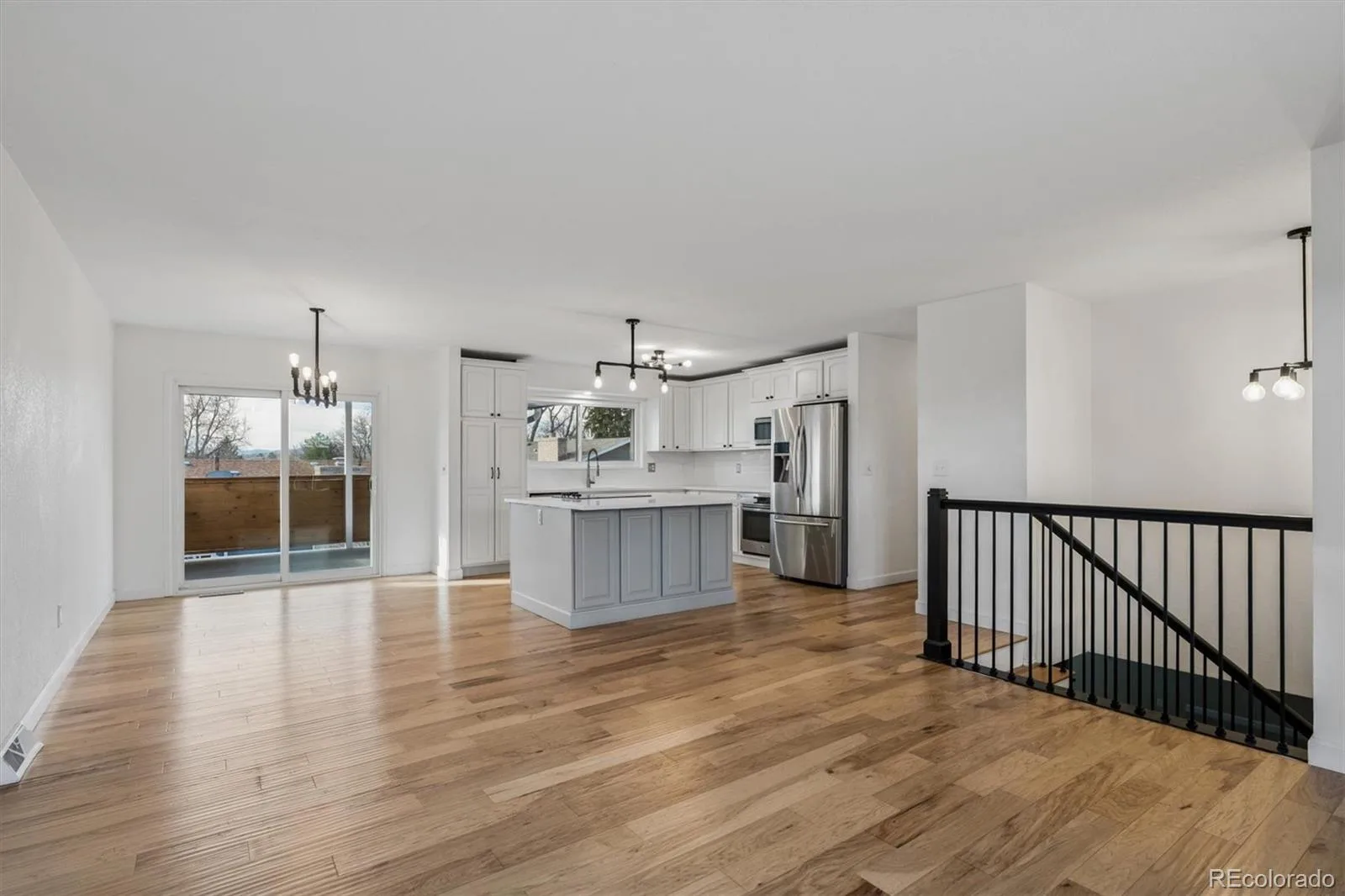 12869 W 68th Avenue Arvada CO 80004 | MLS #REC6863143 07232026211332 1600 2