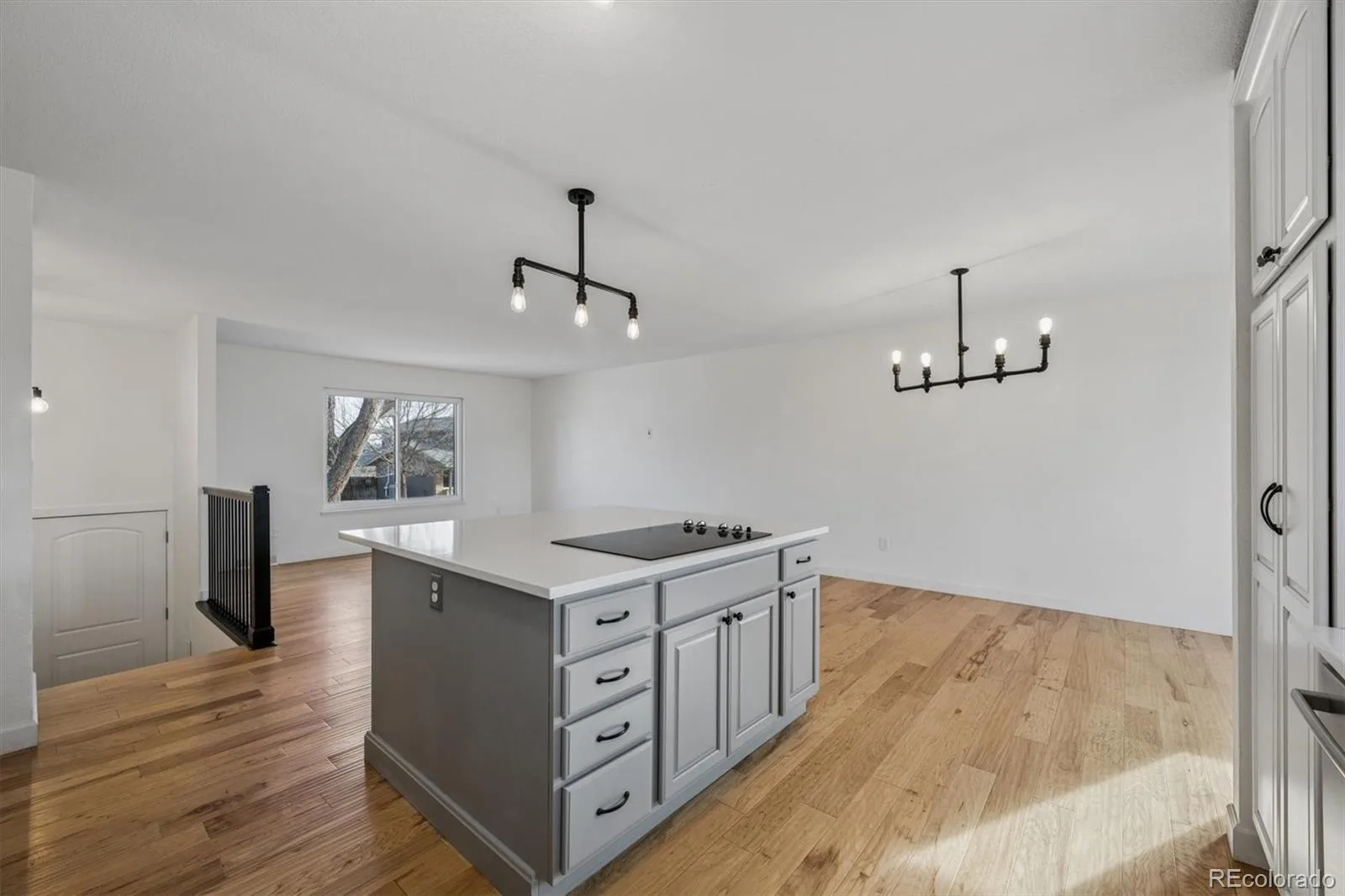 12869 W 68th Avenue Arvada CO 80004 | MLS #REC6863143 07232026211332 1600 3