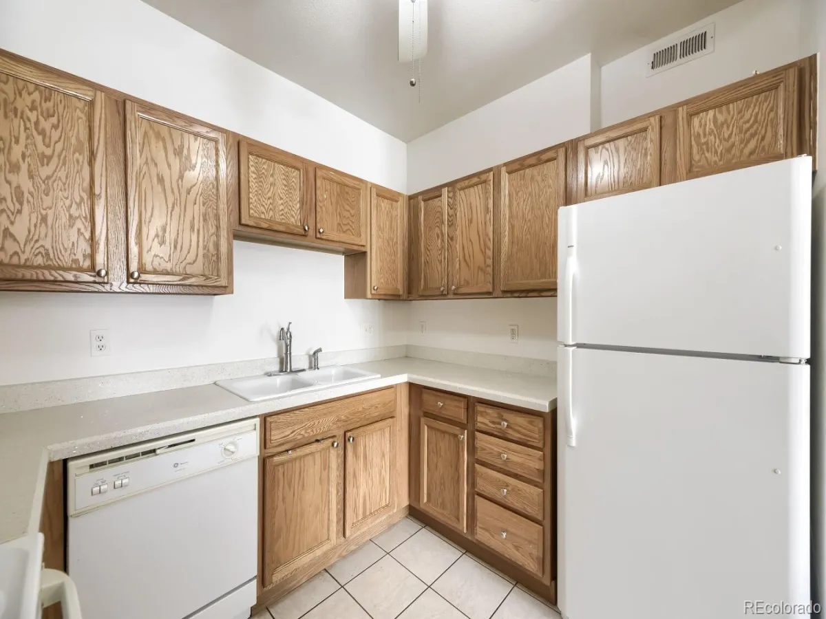 18284 E Floyd Avenue #A Aurora CO 80013 MLS #REC6863725 04292026182108 1200 8