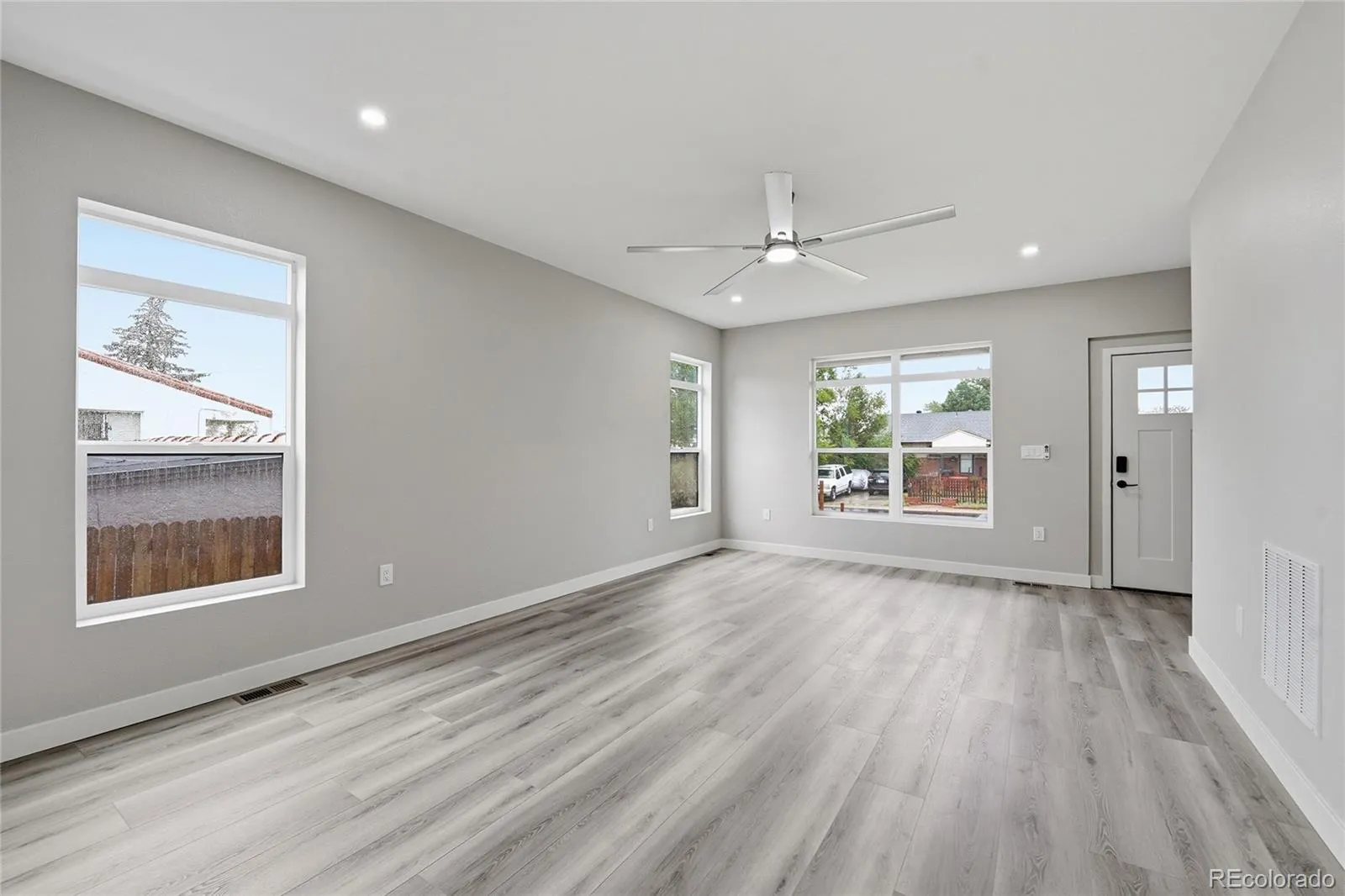 359 S Dale Court Denver CO 80219 MLS #REC6865957 05212026132031 1600 10