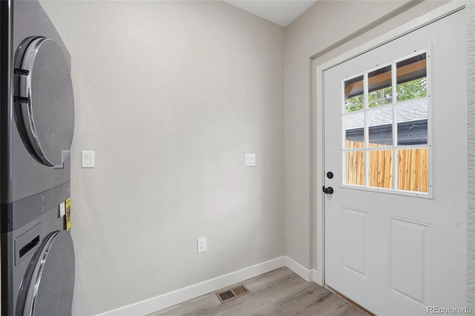 359 S Dale Court Denver CO 80219 MLS #REC6865957 05212026132031 1600 13