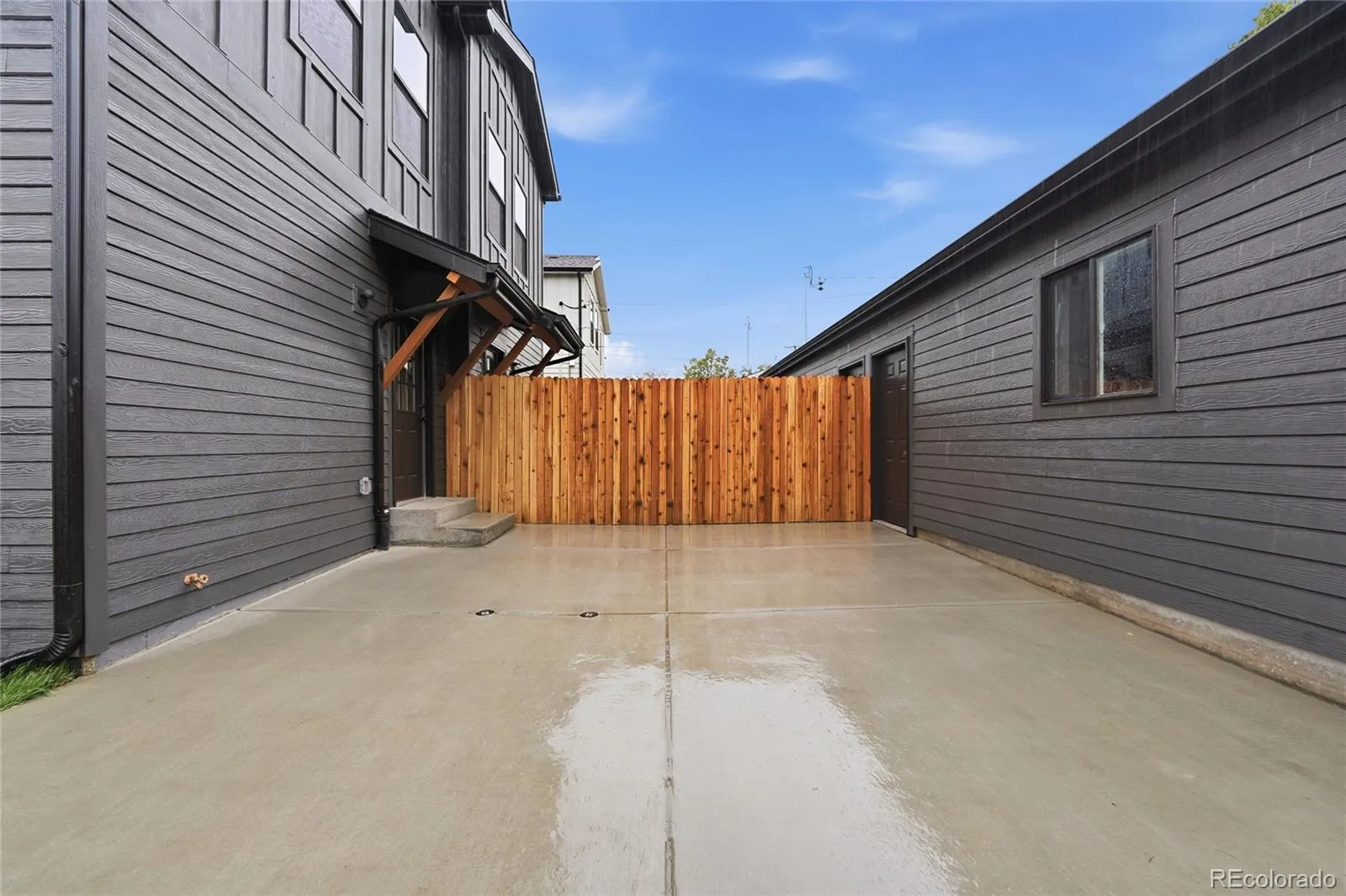 359 S Dale Court Denver CO 80219 MLS #REC6865957 05212026132031 1600 29