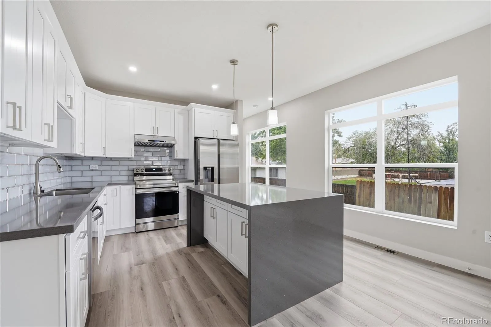 359 S Dale Court Denver CO 80219 MLS #REC6865957 05212026132031 1600 5