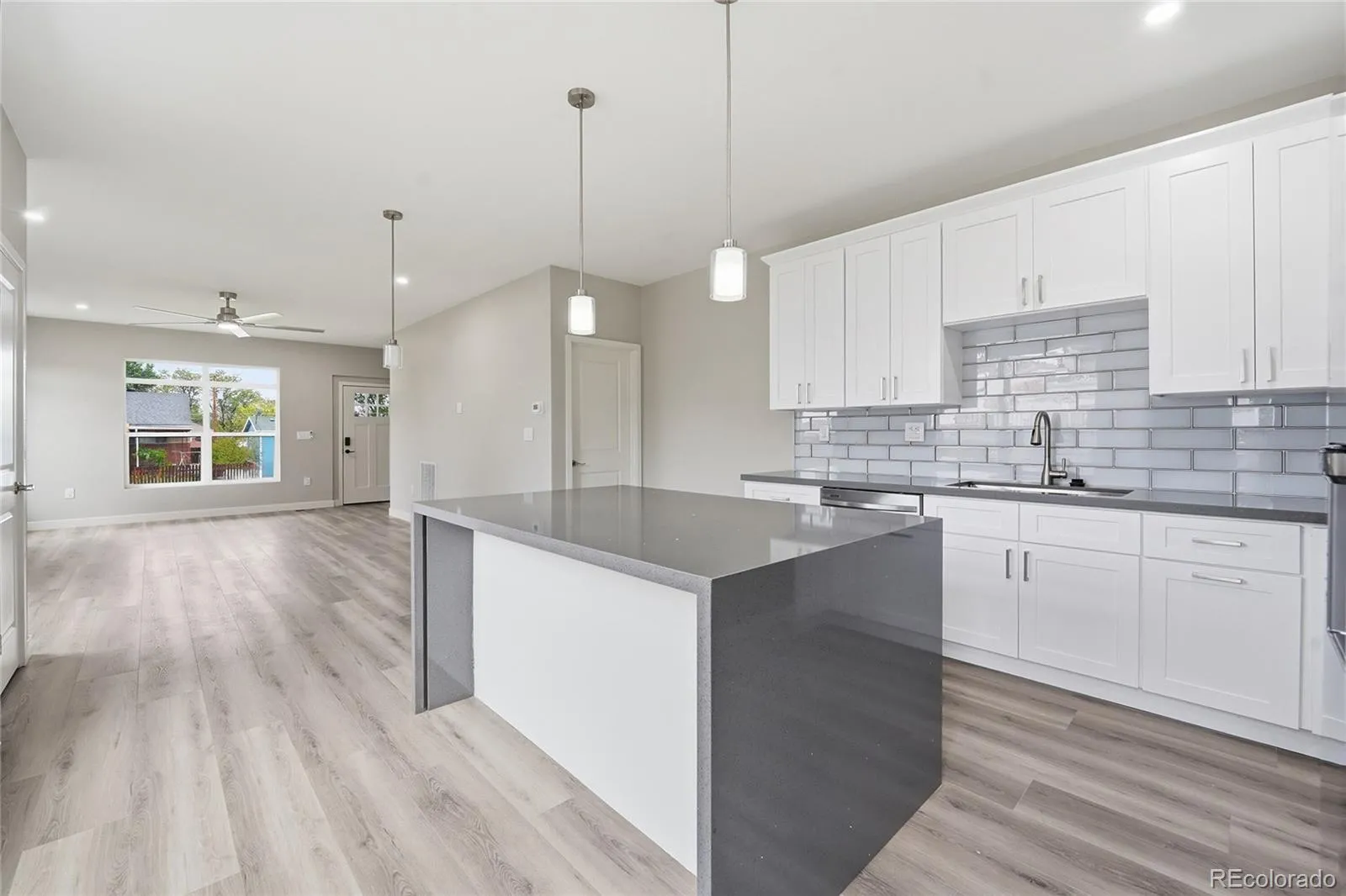359 S Dale Court Denver CO 80219 MLS #REC6865957 05212026132031 1600 6