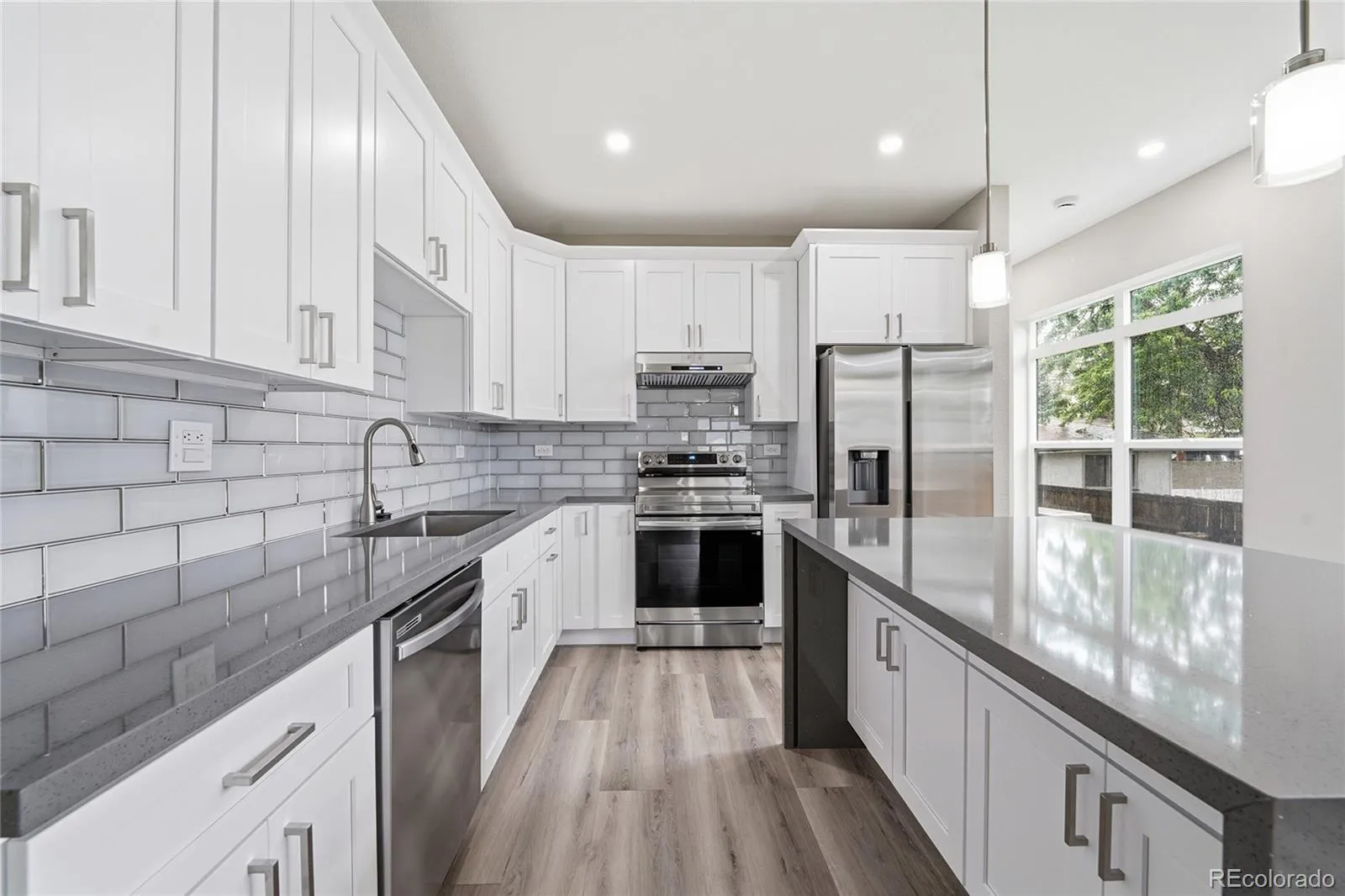359 S Dale Court Denver CO 80219 MLS #REC6865957 05212026132031 1600 8