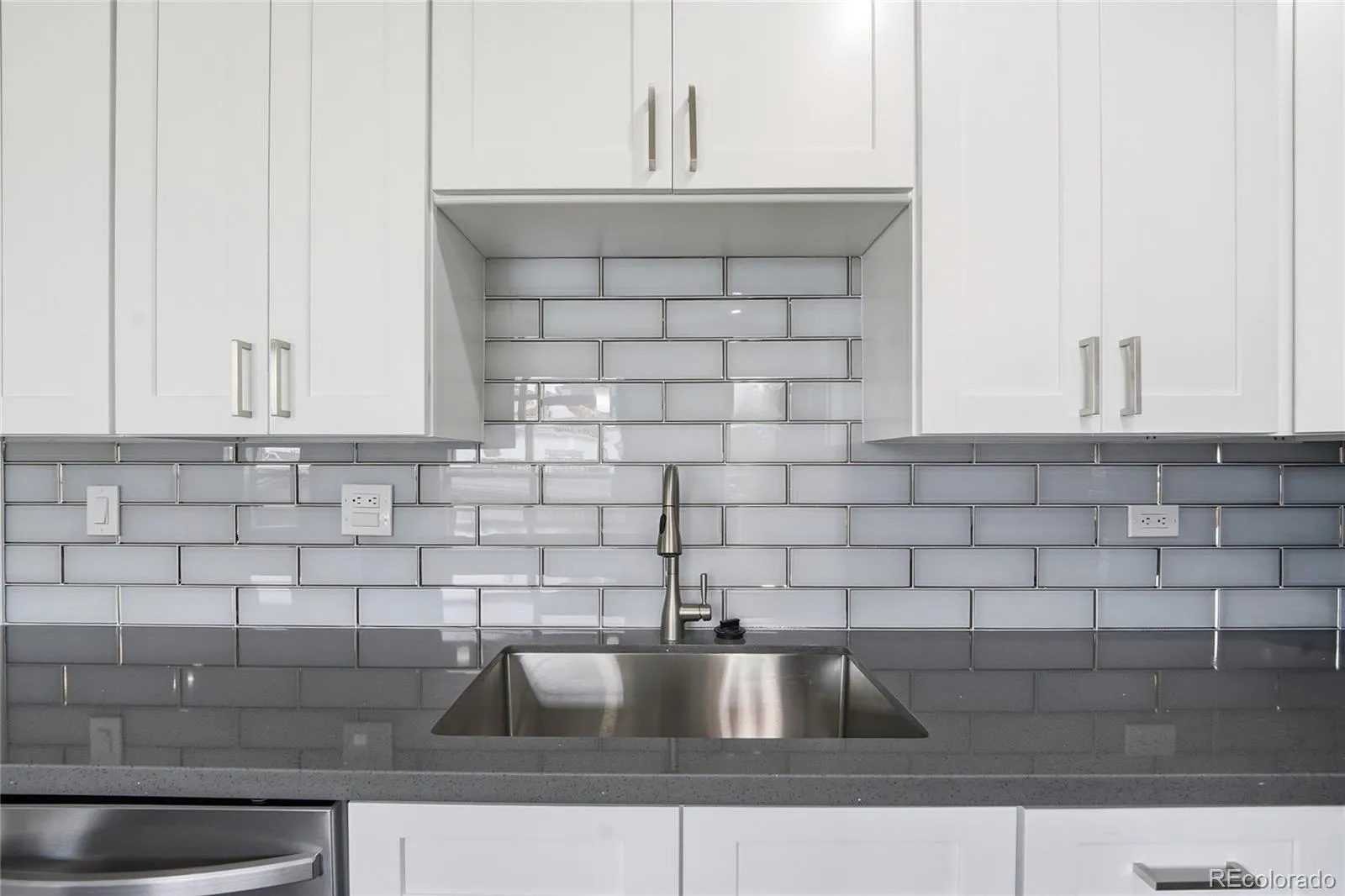 359 S Dale Court Denver CO 80219 MLS #REC6865957 05212026132031 1600 9