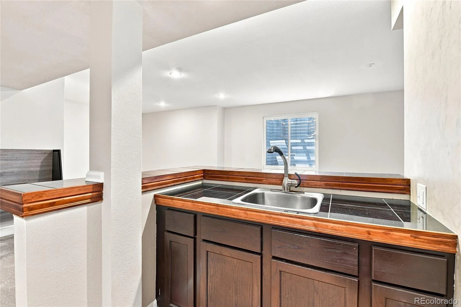 25481 E Ottawa Drive Aurora CO 80016 | MLS #REC6867238 08062026223131 1600 27