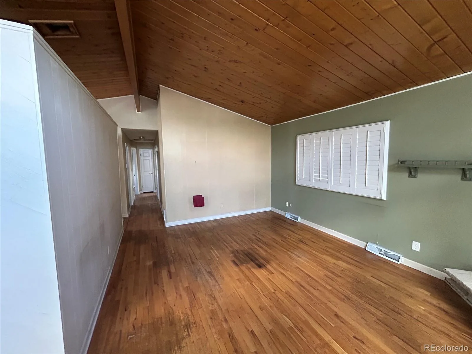 850 W 6th Avenue Broomfield CO 80020 MLS #REC6867821 06302026220709 1600 22