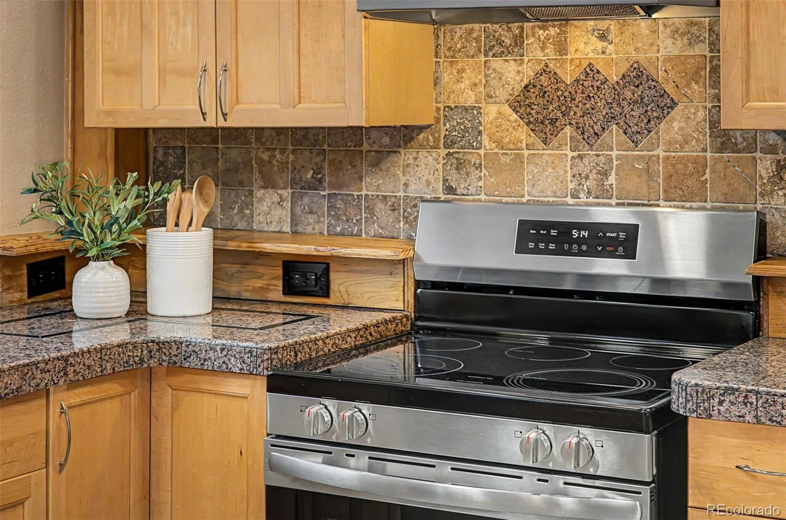 499 S Dale Court Denver CO 80219 | MLS #REC6869237 08132026164014 1600 13