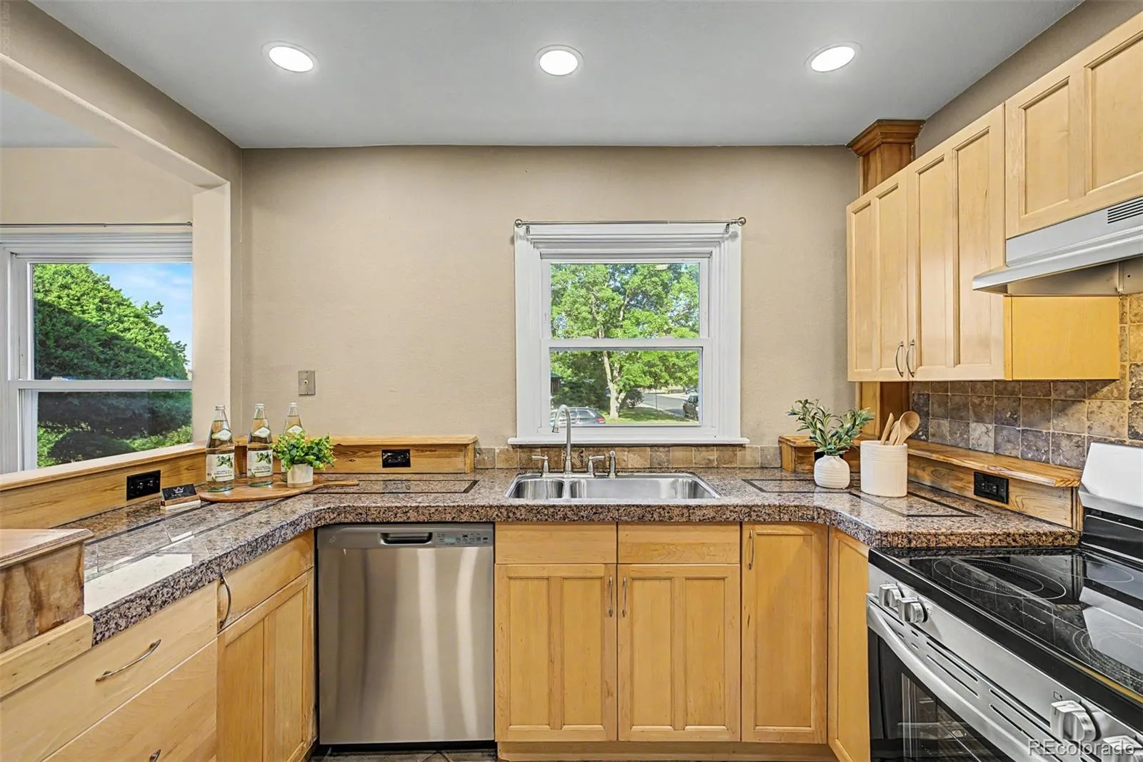 499 S Dale Court Denver CO 80219 | MLS #REC6869237 08132026164014 1600 14