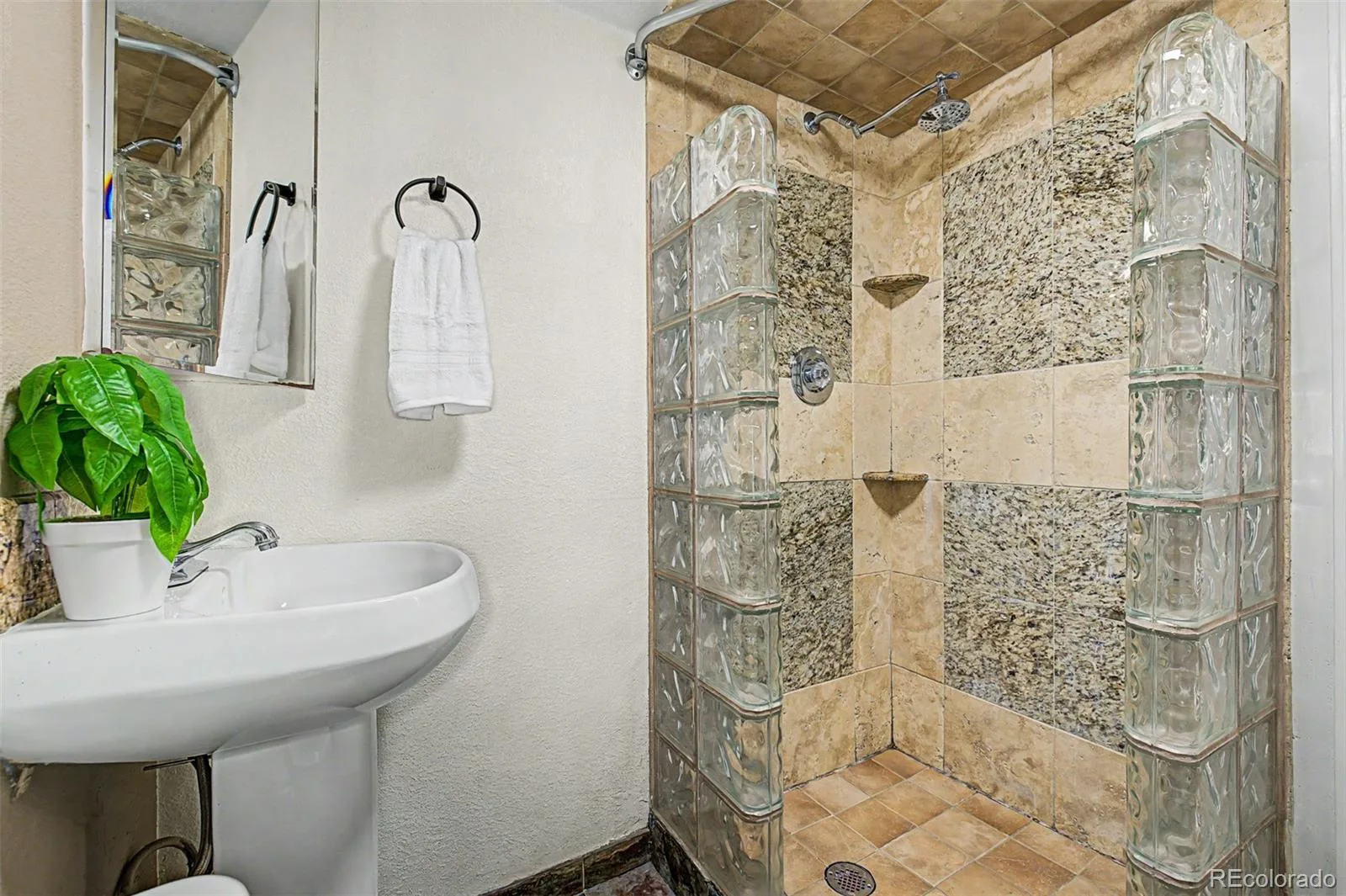 499 S Dale Court Denver CO 80219 | MLS #REC6869237 08132026164014 1600 29