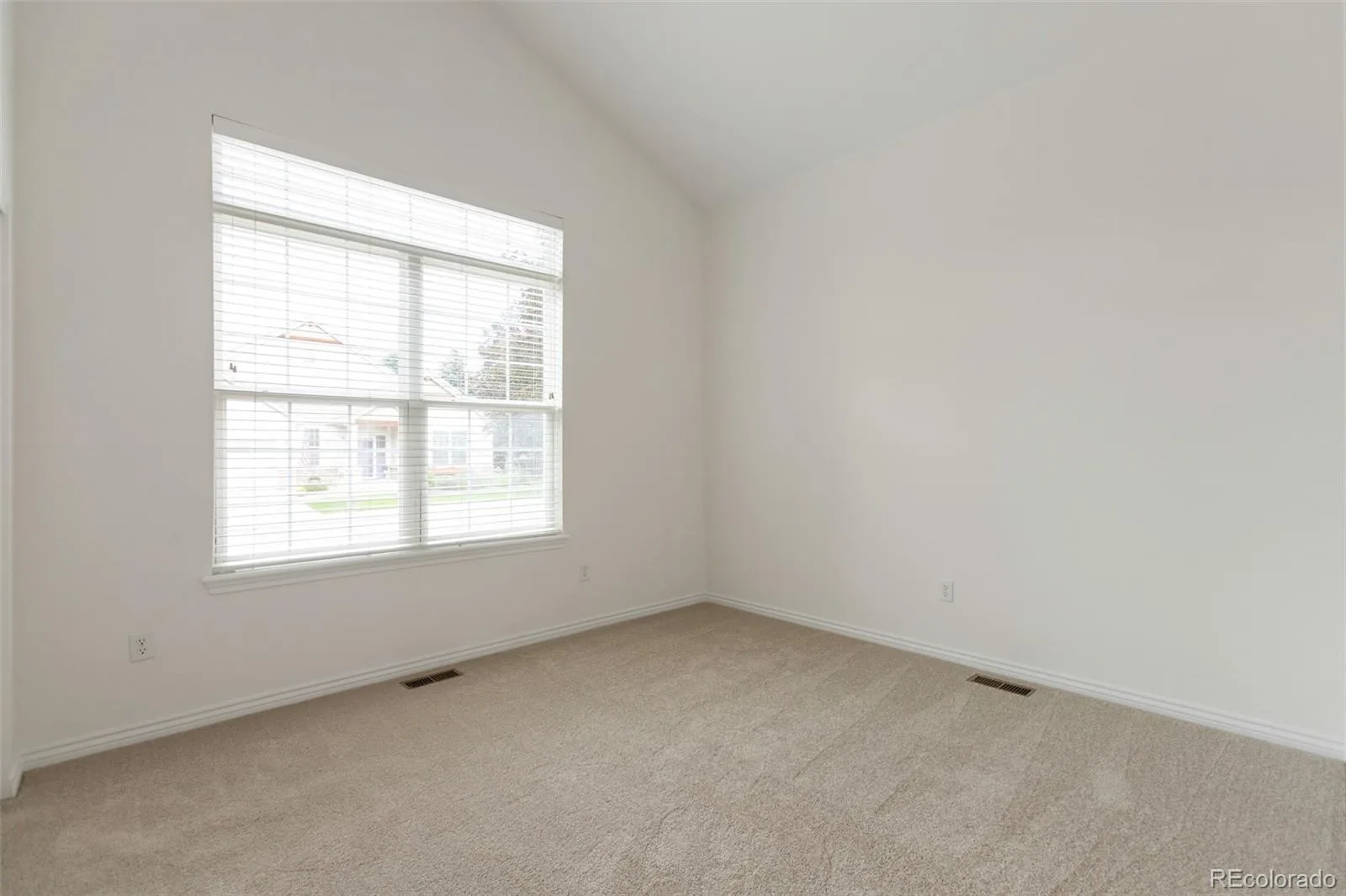849 Windflower Drive Longmont CO 80504 MLS #REC6872174 06082026231731 1600 19