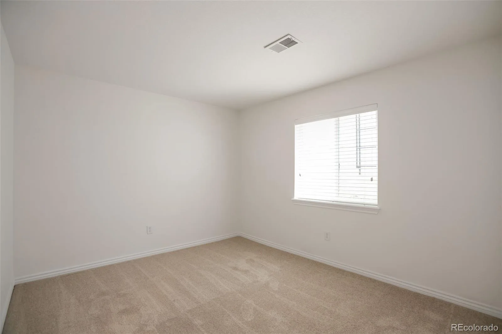 849 Windflower Drive Longmont CO 80504 MLS #REC6872174 06082026231731 1600 24