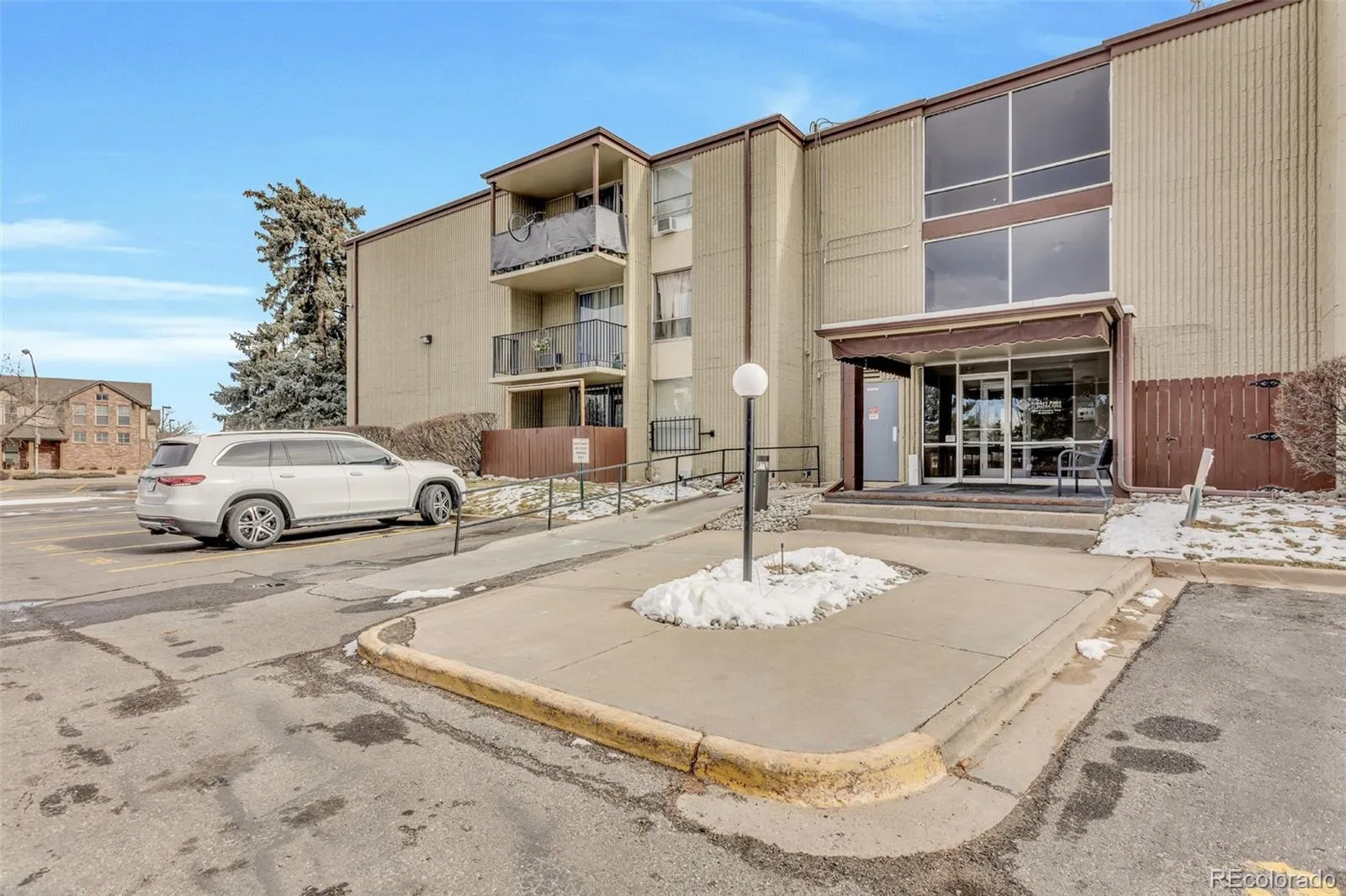 2231 S Vaughn Way #315B Aurora CO 80014 MLS #REC6874079 04262026183707 1600 0