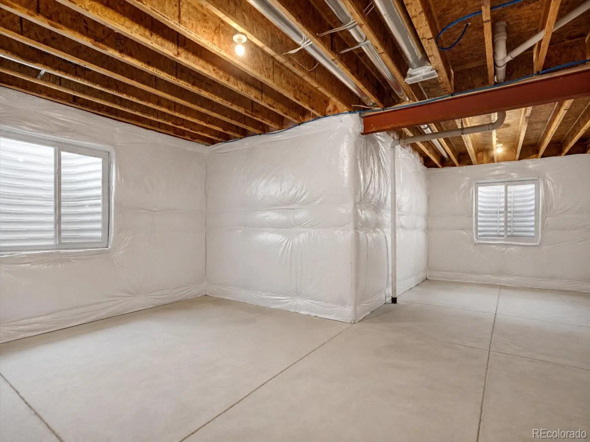 7810 Plateau Creek Lane Littleton CO 80125 | MLS #REC6876543 08072026155025 1200 21