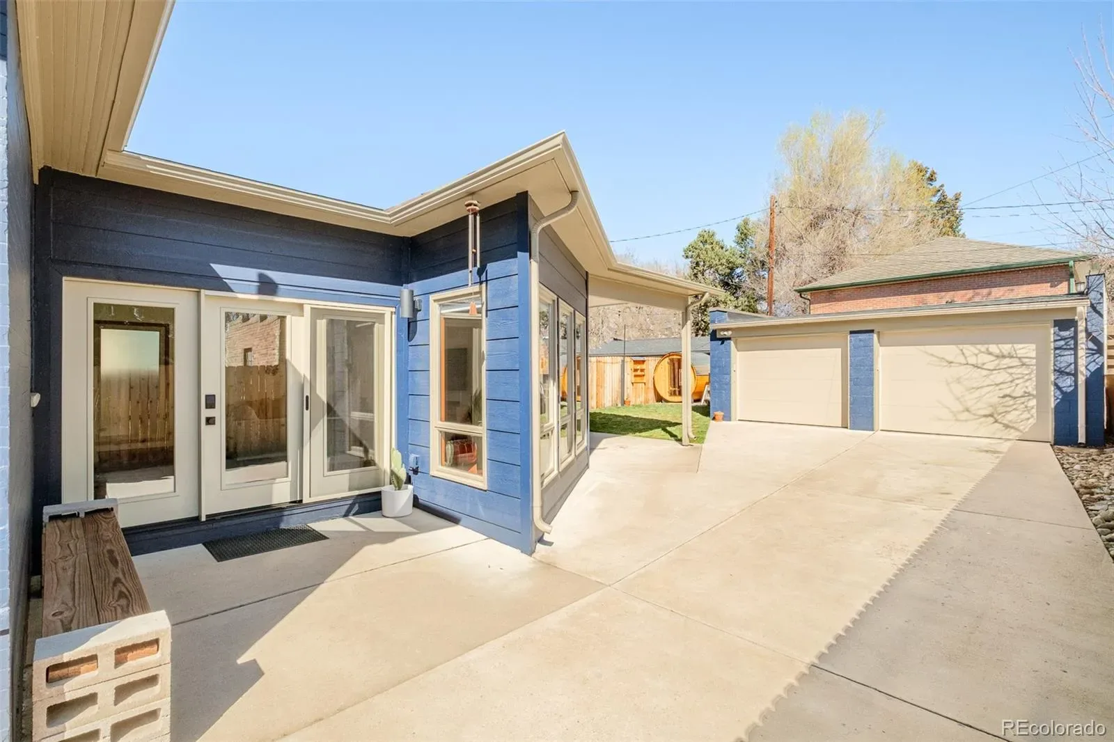 03252026184501 1600 32