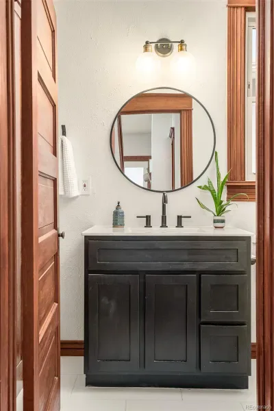 03252026184501 800 11